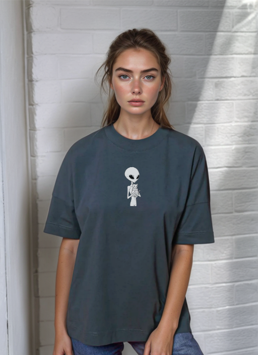 Извънземно И Коте - Oversized Тениска