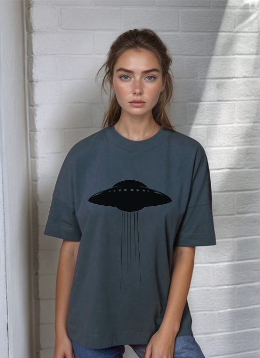 Alien UFO - Oversized Тениска